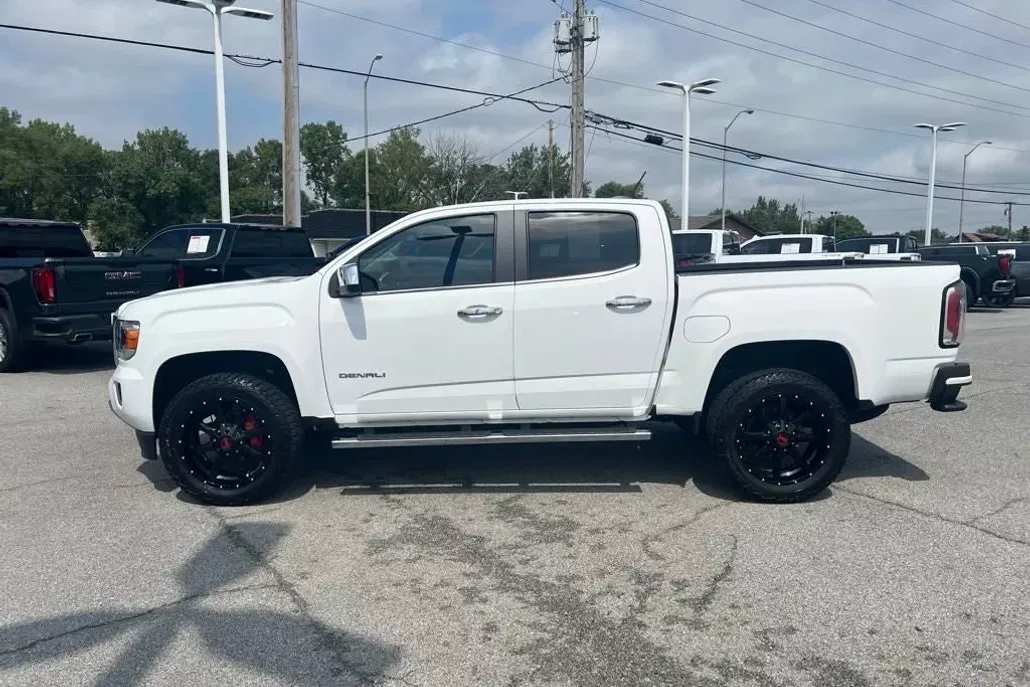 2020 Gmc Canyon Denali photo 1