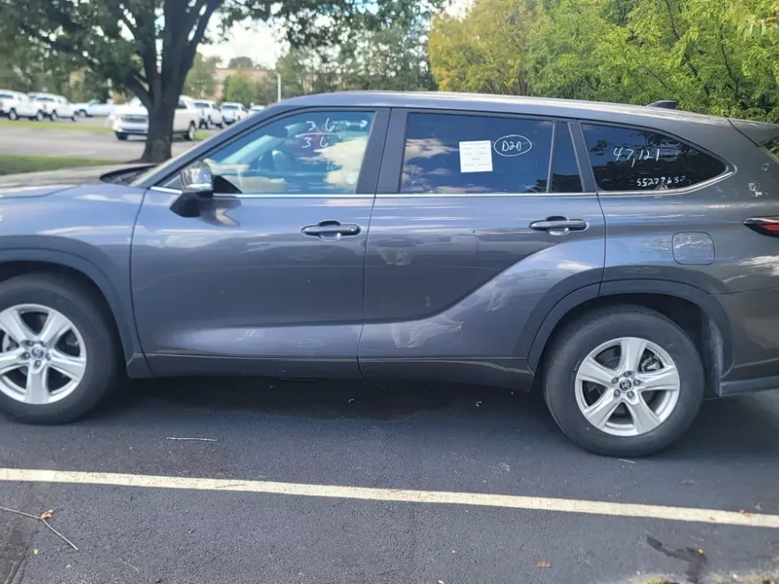 2025 Toyota Grand Highlander XLE photo 1