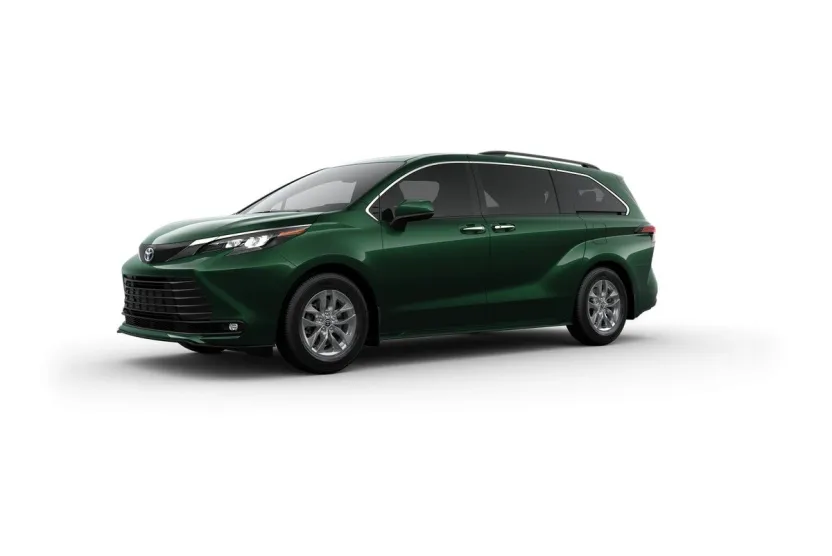 2025 Toyota Sienna XLE photo 1