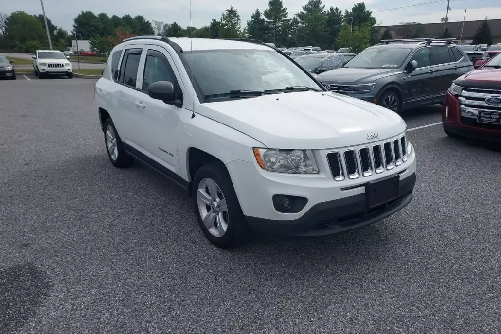2012 Jeep Compass Latitude photo 1