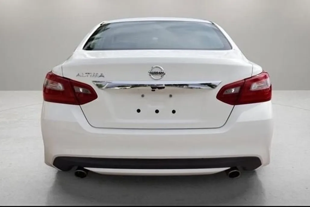 2018 Nissan Altima 2.5 S photo 1