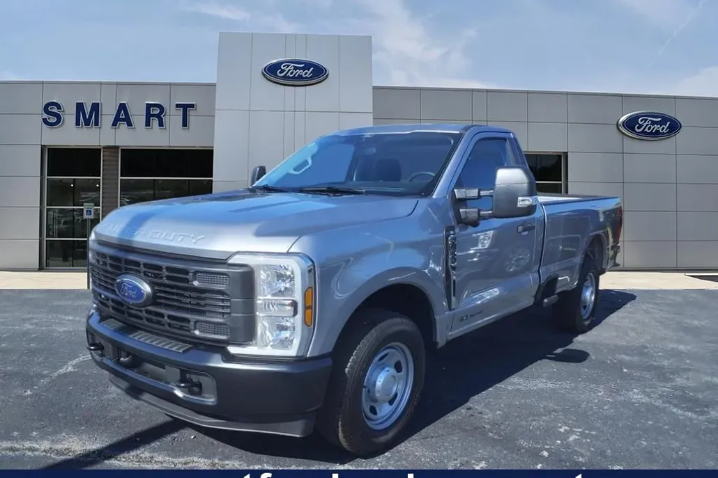 2024 Ford F-350 XL photo 1