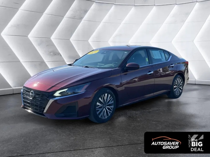2023 Nissan Altima 2.5 SV photo 1