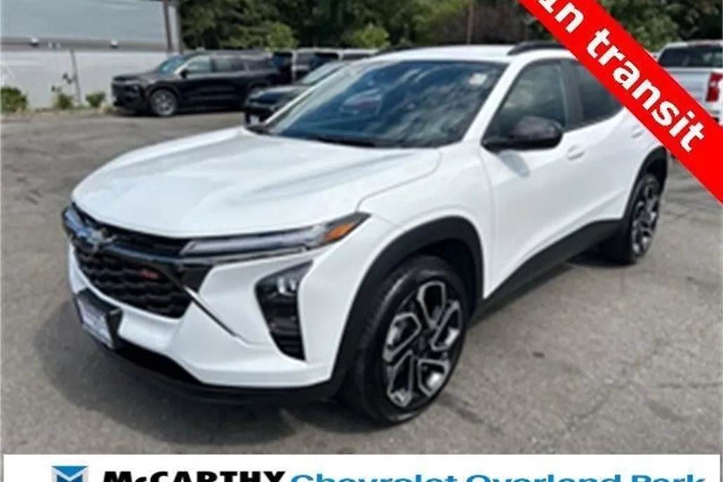 2024 Chevrolet Trax photo 1