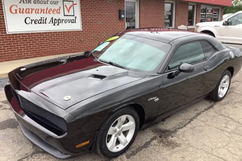 2013 Dodge Challenger R/T photo 1