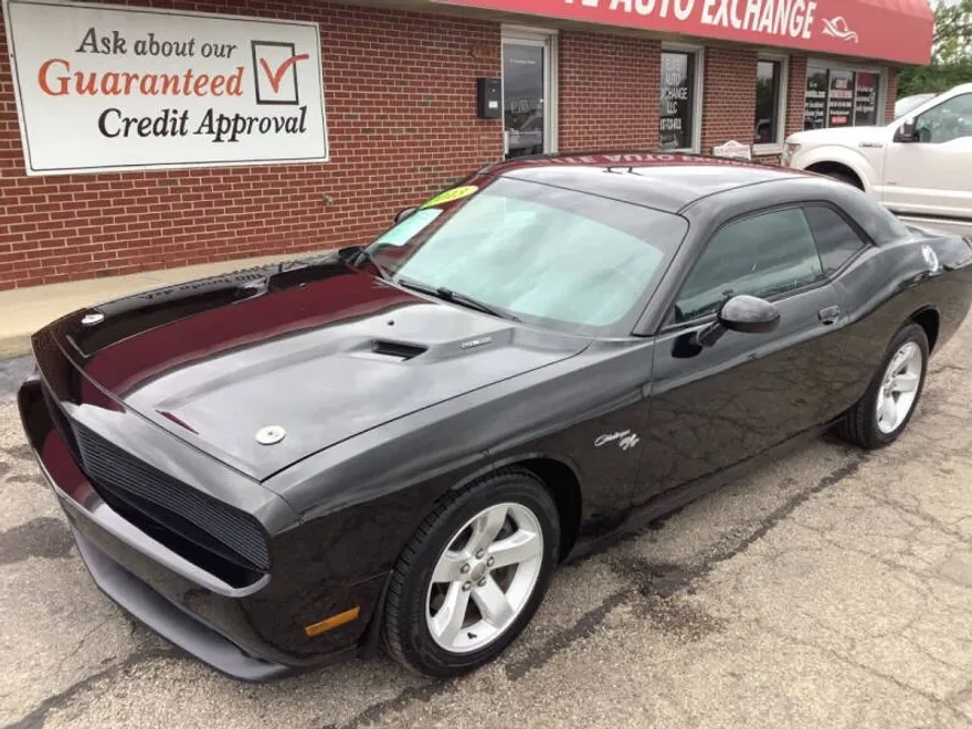 2013 Dodge Challenger R/T photo 1