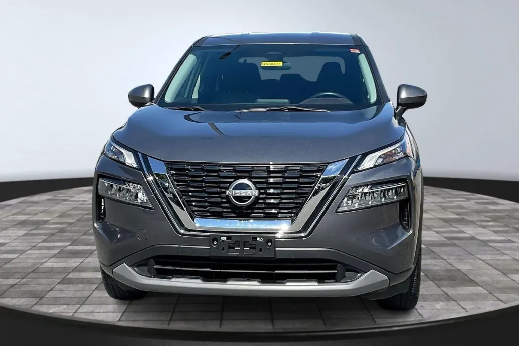 2023 Nissan Rogue SV photo 1