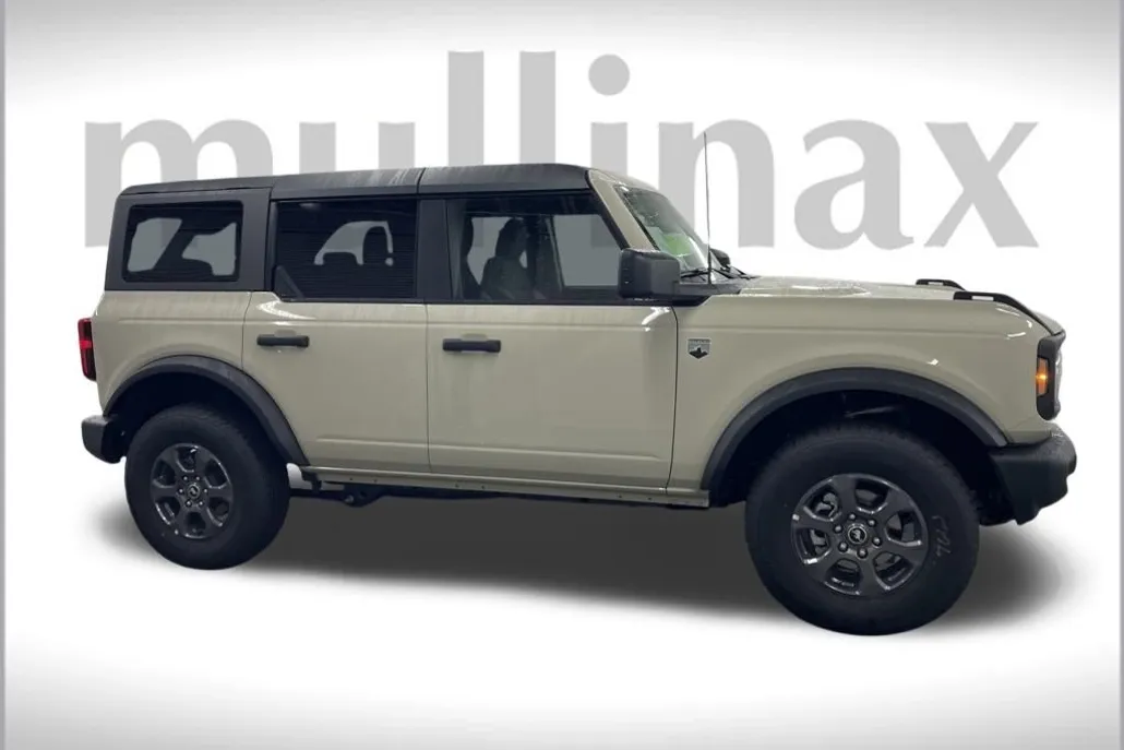 2025 Ford Bronco Big Bend photo 1
