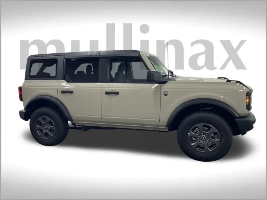 2025 Ford Bronco Big Bend photo 1
