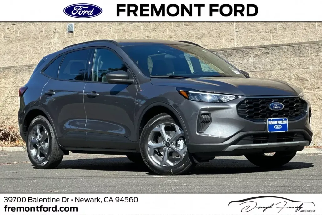 2025 Ford Escape Hybrid ST-Line photo 1