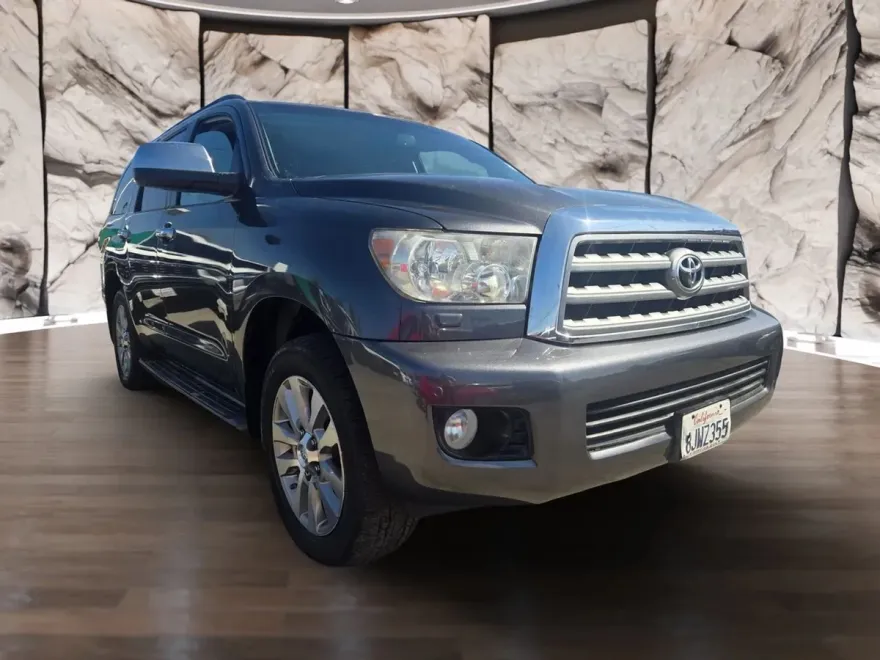 2012 Toyota Sequoia Limited photo 1