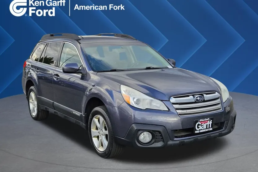 2014 Subaru Outback 2.5i Premium photo 1