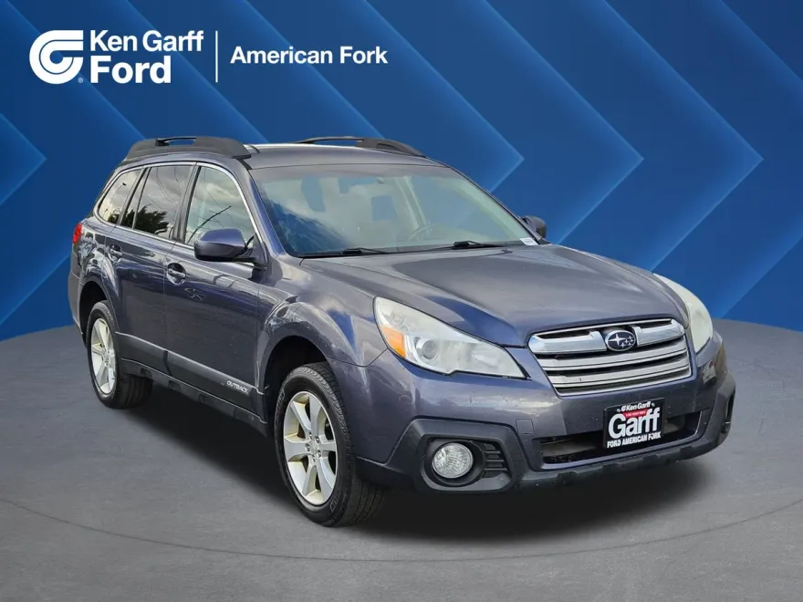 2014 Subaru Outback 2.5i Premium photo 1