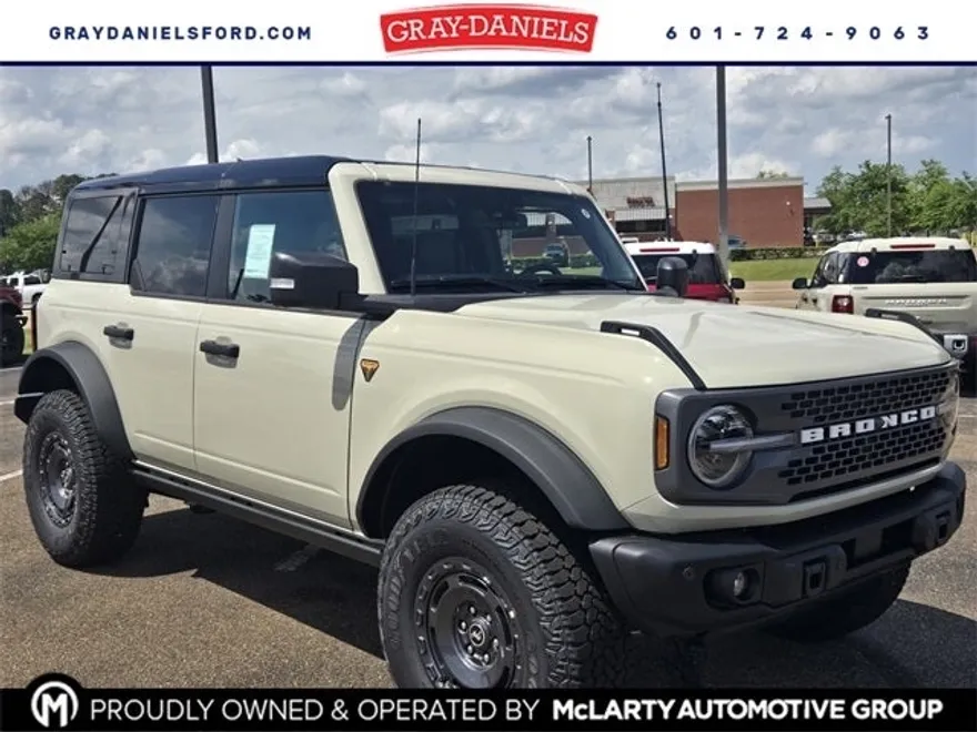 2025 Ford Bronco Badlands photo 1