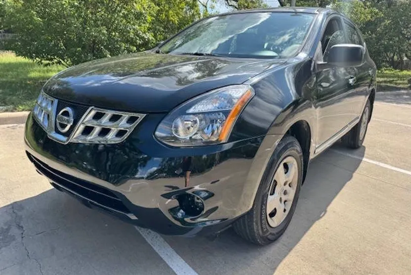 2012 Nissan Rogue S photo 1