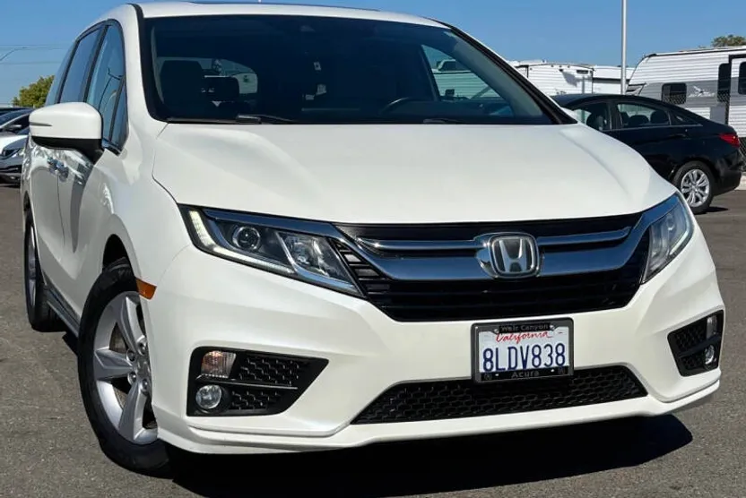 2019 Honda Odyssey EX-L photo 1