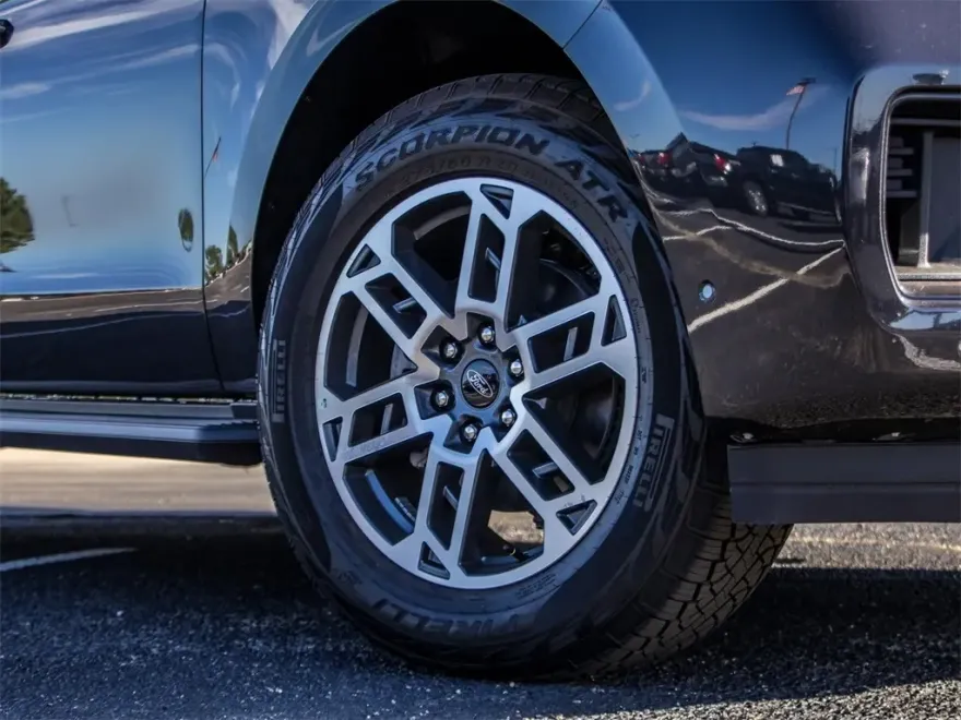2025 Ford Expedition MAX photo 1