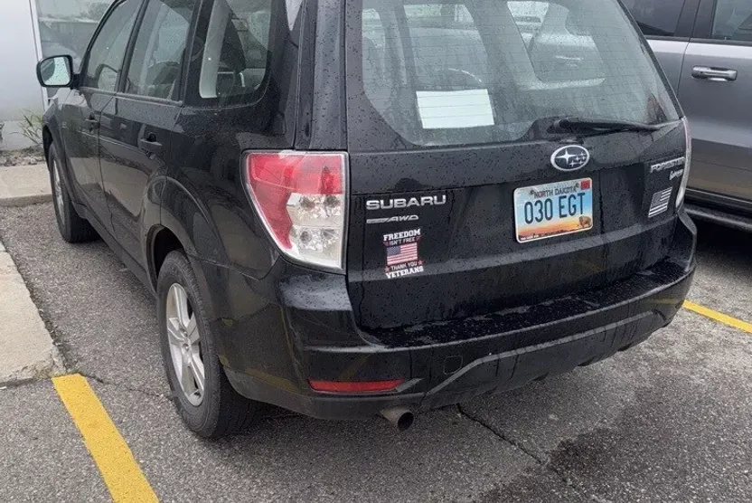 2011 Subaru Forester 2.5X photo 1
