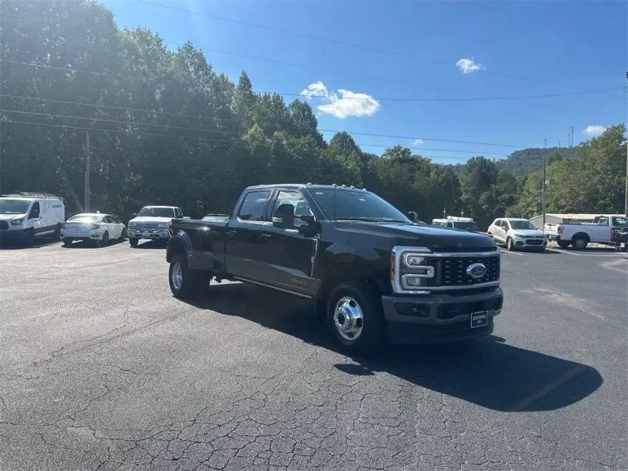 2026 Ford F-350 photo 1