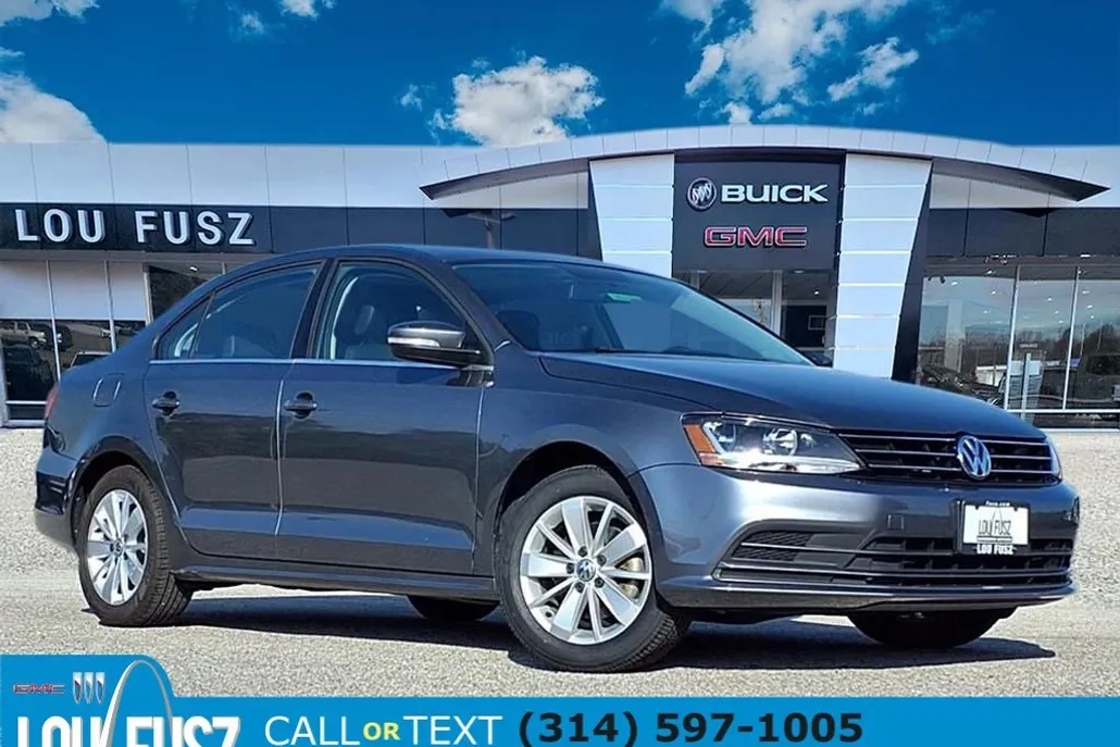 2015 Volkswagen Jetta 1.8T SE photo 1
