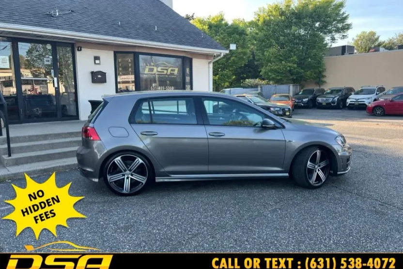2016 Volkswagen Golf R photo 1