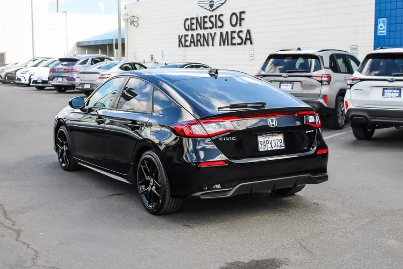 2022 Honda Civic Sport photo 1