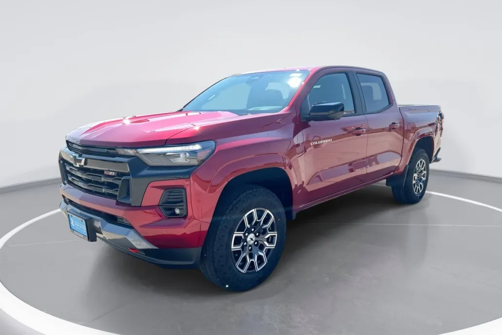 2026 Chevrolet Colorado Z71 photo 1