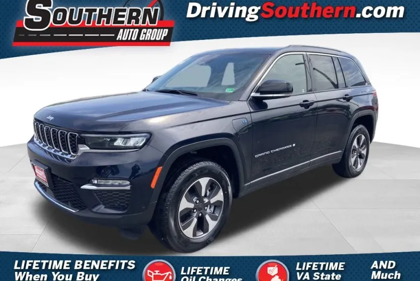 2024 Jeep Cherokee Limited 4xe photo 1