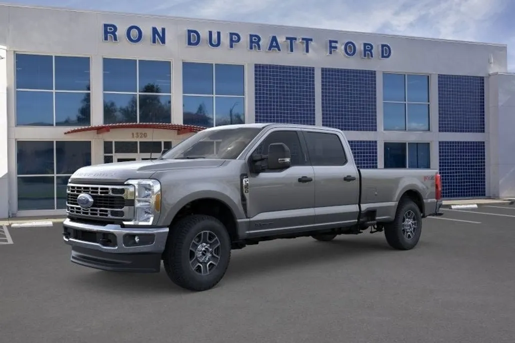 2025 Ford F-350 photo 1