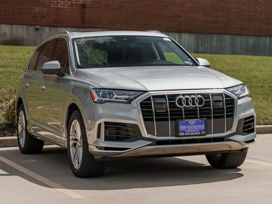 2023 Audi Q7 Premium Plus photo 1