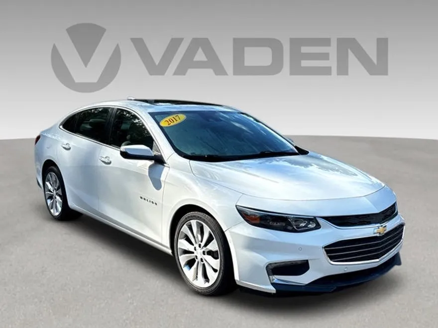 2017 Chevrolet Malibu Premier photo 1