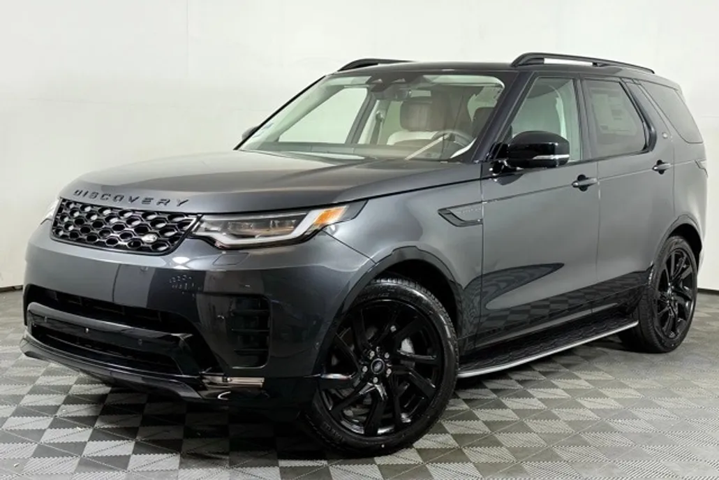 2025 Land Rover Discovery SE photo 1