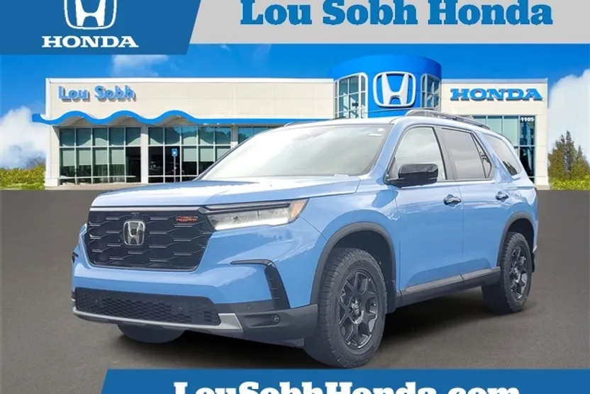 2025 Honda Pilot TrailSport photo 1