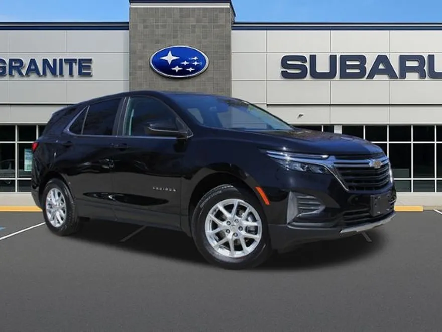 2024 Chevrolet Equinox LT photo 1