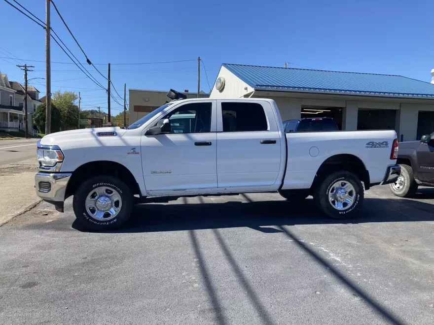 2022 Ram 2500 Tradesman photo 1
