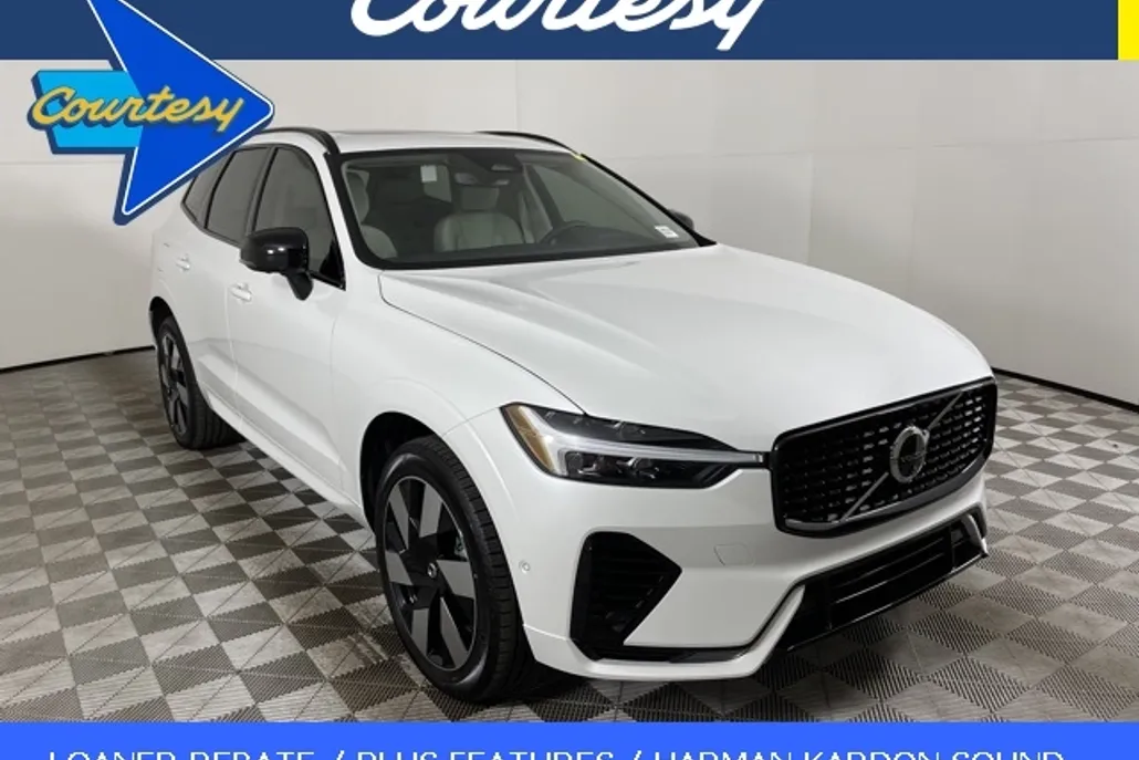 2024 Volvo XC60 Recharge T8 Plus photo 1