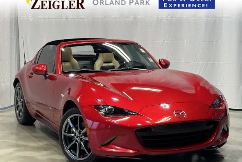 2017 Mazda MX-5 Miata Miata RF Grand Touring photo 1