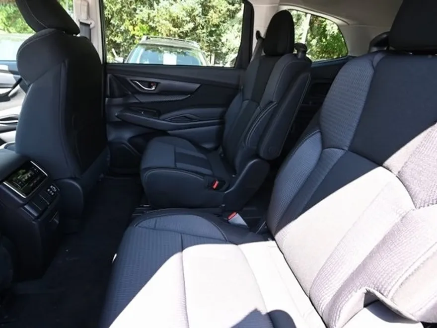 2025 Subaru Ascent Premium photo 1