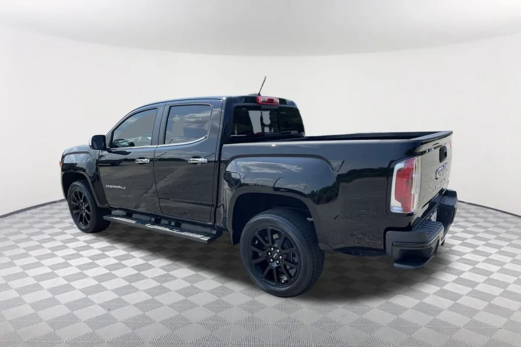 2022 Gmc Canyon Denali photo 1