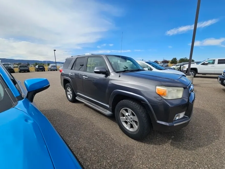 2011 Toyota 4Runner SR5 photo 1
