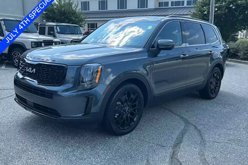 2022 Kia Telluride EX photo 1