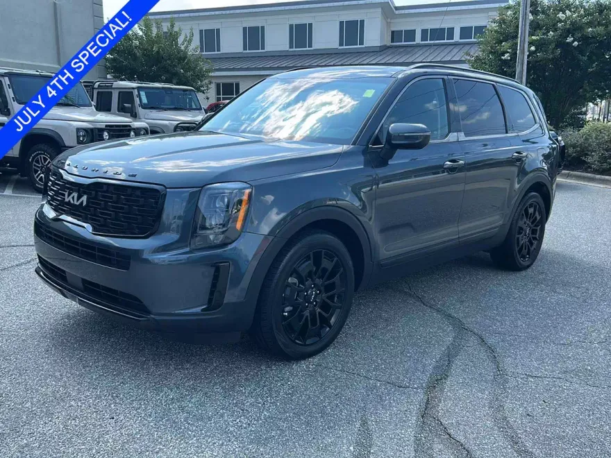 2022 Kia Telluride EX photo 1