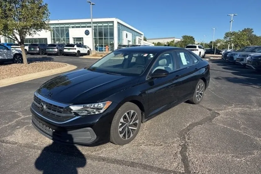 2024 Volkswagen Jetta S photo 1