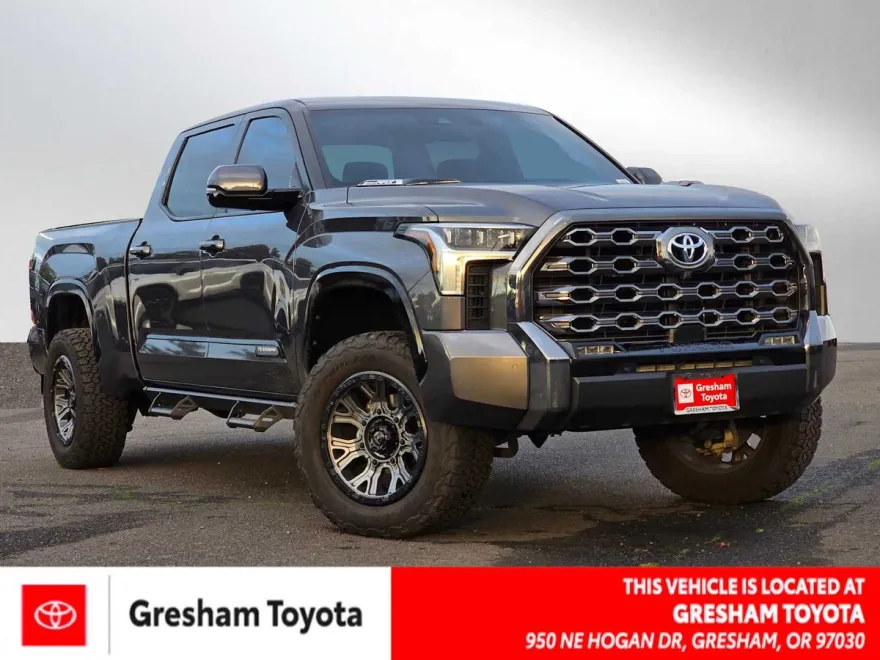 2024 Toyota Tundra Platinum photo 1