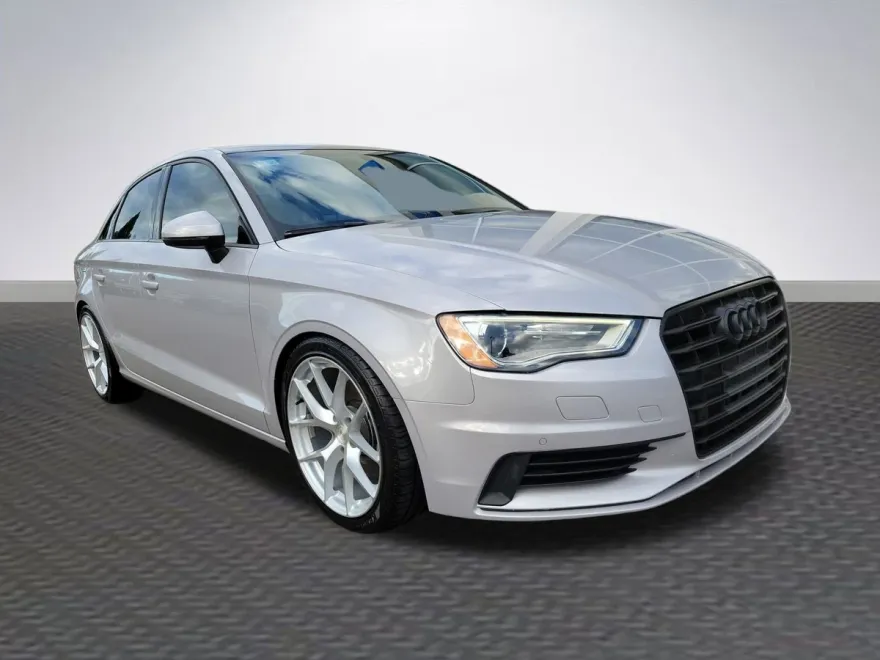 2016 Audi A3 1.8T Premium photo 1