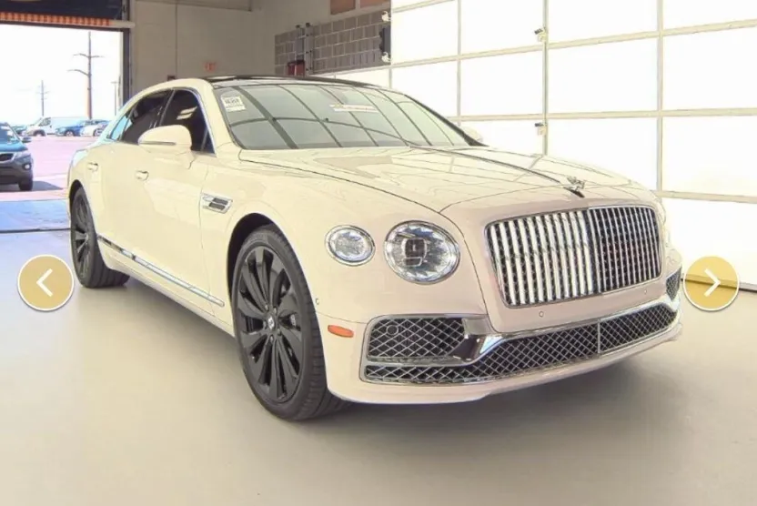 2022 Bentley Flying Spur V8 photo 1