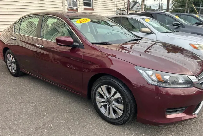 2013 Honda Accord LX photo 1