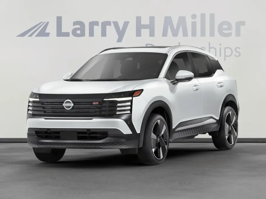 2025 Nissan Kicks SR photo 1