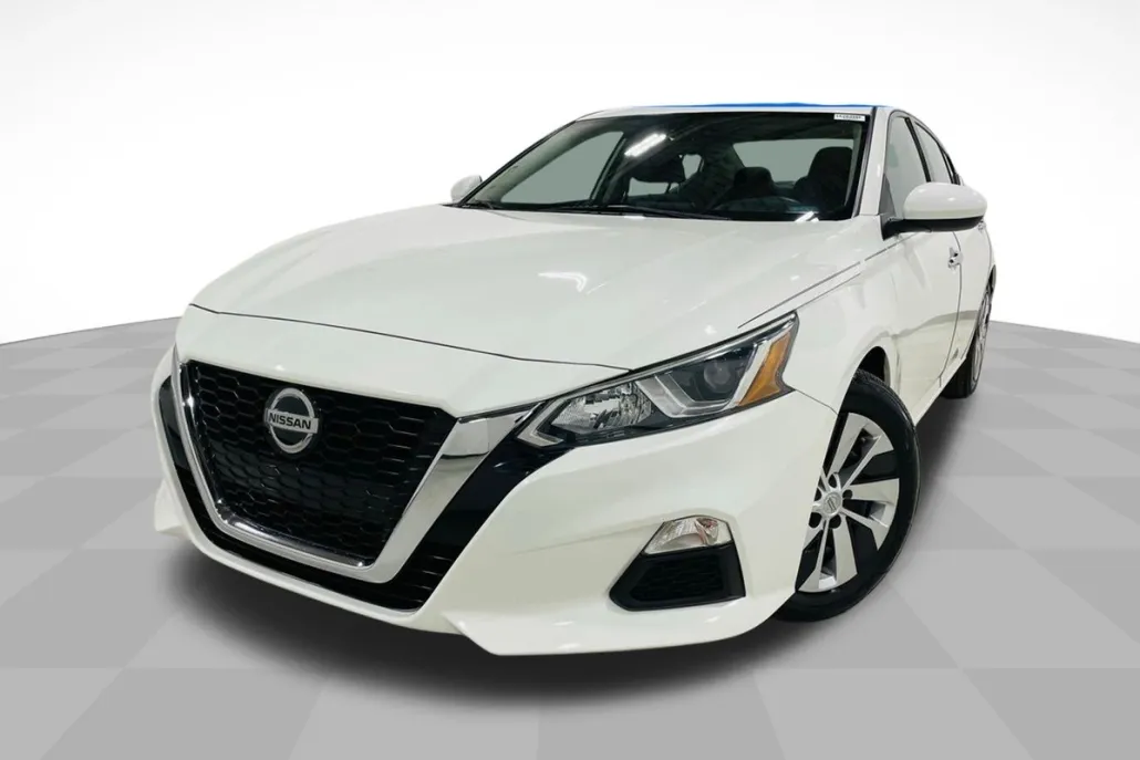 2020 Nissan Altima 2.5 S photo 1
