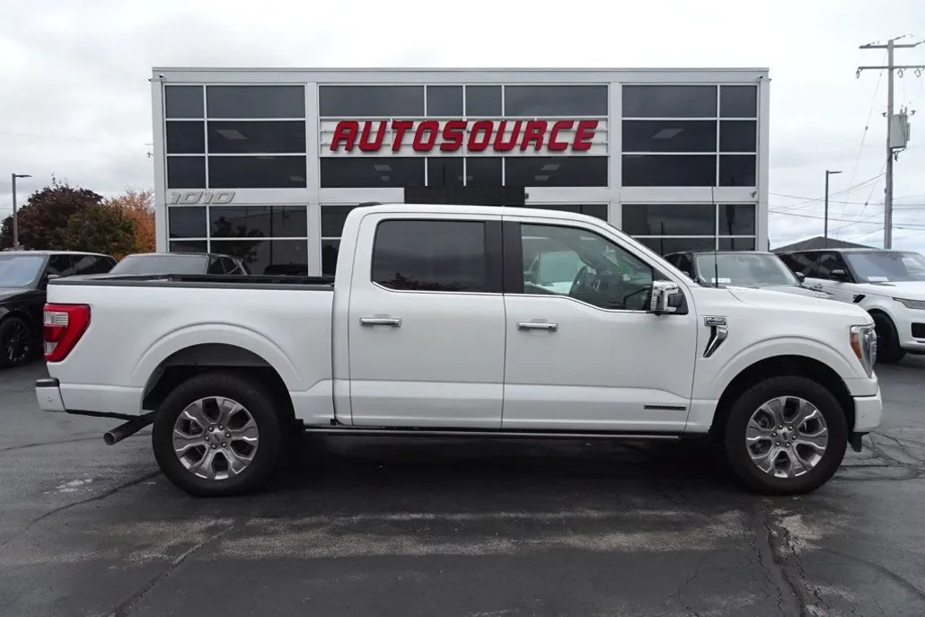 2021 Ford F-150 Platinum photo 1